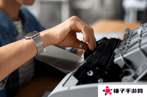 清洁或更换进纸滚轮